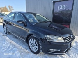 Volkswagen Passat, 1.6 l., sedanas | 2
