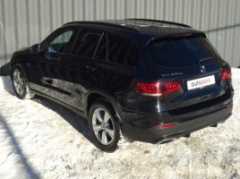 Mercedes-Benz GLC300 | 3