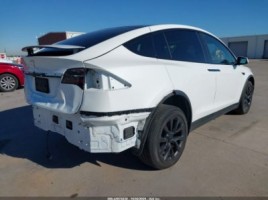 Tesla Model X | 3