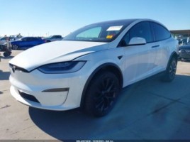 Tesla Model X | 1