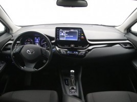 Toyota C-HR, 1.8 l., visureigis | 1