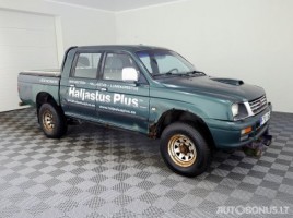 Mitsubishi L200 visureigis