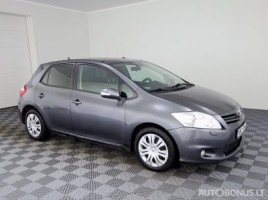Toyota Auris hečbekas