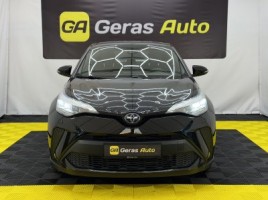 Toyota C-HR, Внедорожник | 1