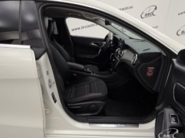 Mercedes-Benz CLA220 | 3