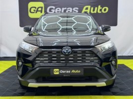 Toyota RAV4, Внедорожник | 1