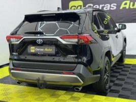 Toyota RAV4, Внедорожник | 3