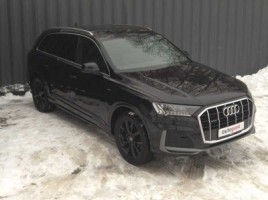 Audi Q7 | 1