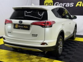 Toyota RAV4 | 3