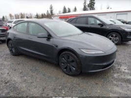 Tesla Model 3 sedanas