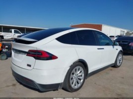 Tesla Model X | 3