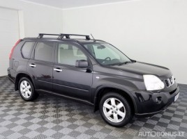 Nissan X-Trail внедорожник