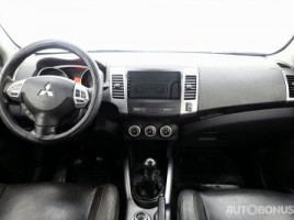 Mitsubishi Outlander | 4