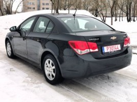 Chevrolet Cruze, 2.0 l., saloon | 3