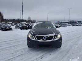 Volvo XC60 внедорожник