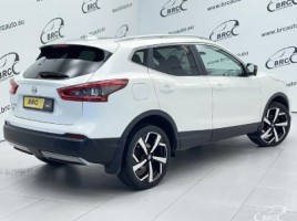Nissan Qashqai | 1