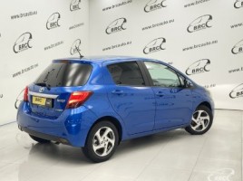 Toyota Yaris, 1.5 l., Хэтчбек | 1