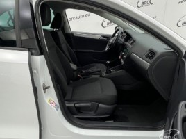 Volkswagen Jetta, 1.4 l., saloon | 3