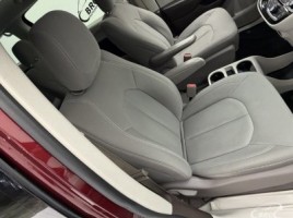 Chrysler Pacifica | 4