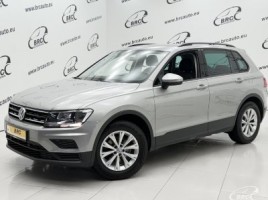 Volkswagen Tiguan внедорожник