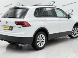 Volkswagen Tiguan | 1