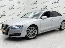 Audi A8 sedanas