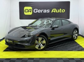 Porsche Taycan sedanas