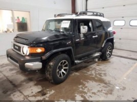 Toyota FJ Cruiser, visureigis | 1