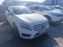 Mercedes-Benz GLA220 | 4
