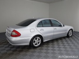 Mercedes-Benz E220, 2.1 l., sedanas | 2