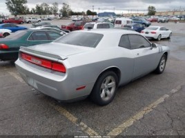 Dodge Challenger, kupė | 3