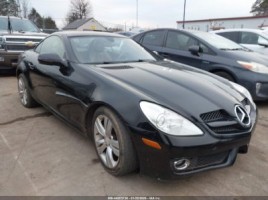 Mercedes-Benz SLK350 kupė