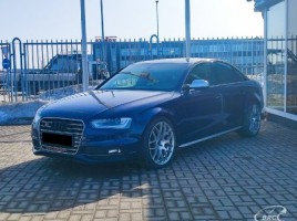 Audi S4 saloon