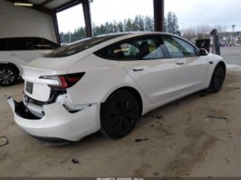 Tesla Model 3, sedanas | 3