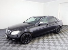 Mercedes-Benz C200 | 1