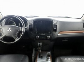 Mitsubishi Pajero, 3.2 l., cross-country | 4