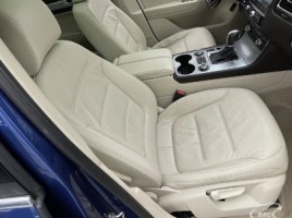 Volkswagen Touareg, 3.0 l., Внедорожник | 4