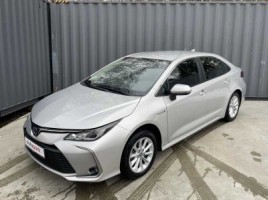 Toyota Corolla sedanas
