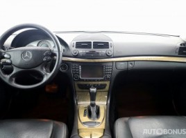 Mercedes-Benz E220 | 4