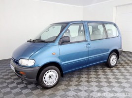 Nissan Serena | 1
