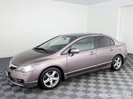 Honda Civic, 1.8 l., saloon | 1