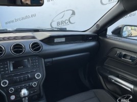 Ford Mustang, 3.7 l., coupe | 4