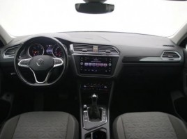 Volkswagen Tiguan | 1