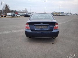 Subaru Legacy, 2.0 l., saloon | 3