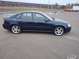 Subaru Legacy, 2.0 l., saloon | 4