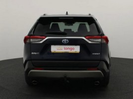 Toyota RAV4 | 4