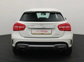 Mercedes-Benz GLA220 | 4