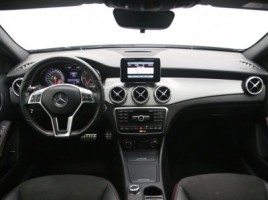 Mercedes-Benz GLA220 | 1