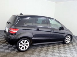 Mercedes-Benz B180 | 2