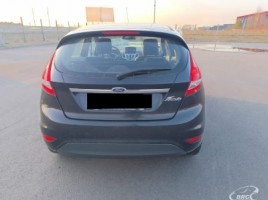 Ford Fiesta, 1.6 l., hatchback | 3